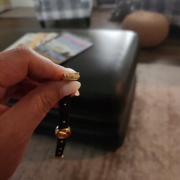 Authentic Louis Vuitton reversible Reve circle bracelet. - Picture 6 of 7